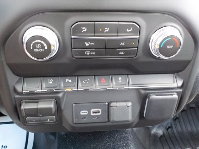 2026 GMC Sierra 3500HD Pro - Photo 31