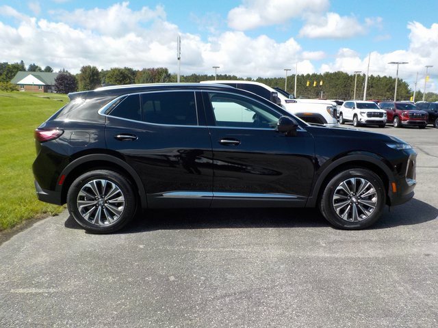 2025 Buick Envision Preferred photo 2