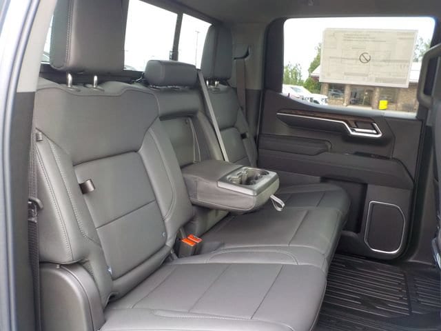 2026 GMC Sierra 1500 SLT - Photo 26