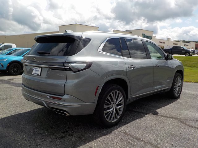2026 Buick Enclave Avenir photo 2