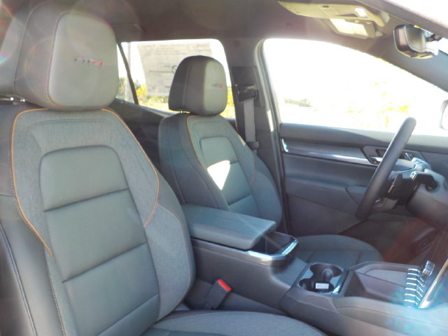 2027 GMC Terrain AT4 - Photo 25
