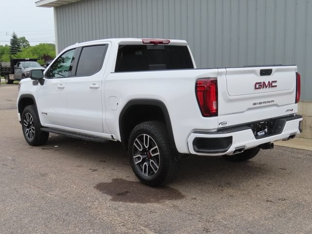 2026 GMC Sierra 1500 AT4 - Photo 9