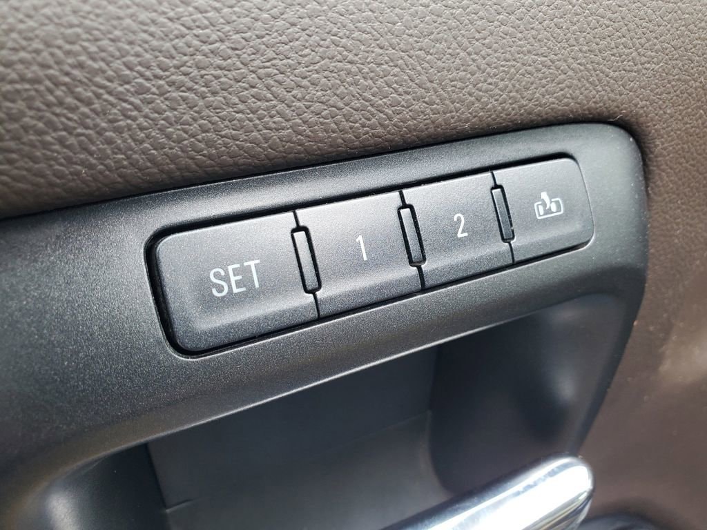 2016 Chevrolet Silverado 1500 LTZ - Photo 10