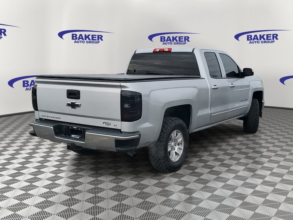 Used 2015 Chevrolet Silverado 1500 LT with VIN 1GCVKREH4FZ328545 for sale in Ithaca, MI
