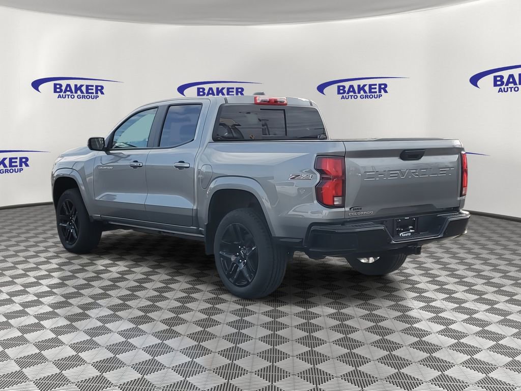 2025 Chevrolet Colorado Z71 photo 3