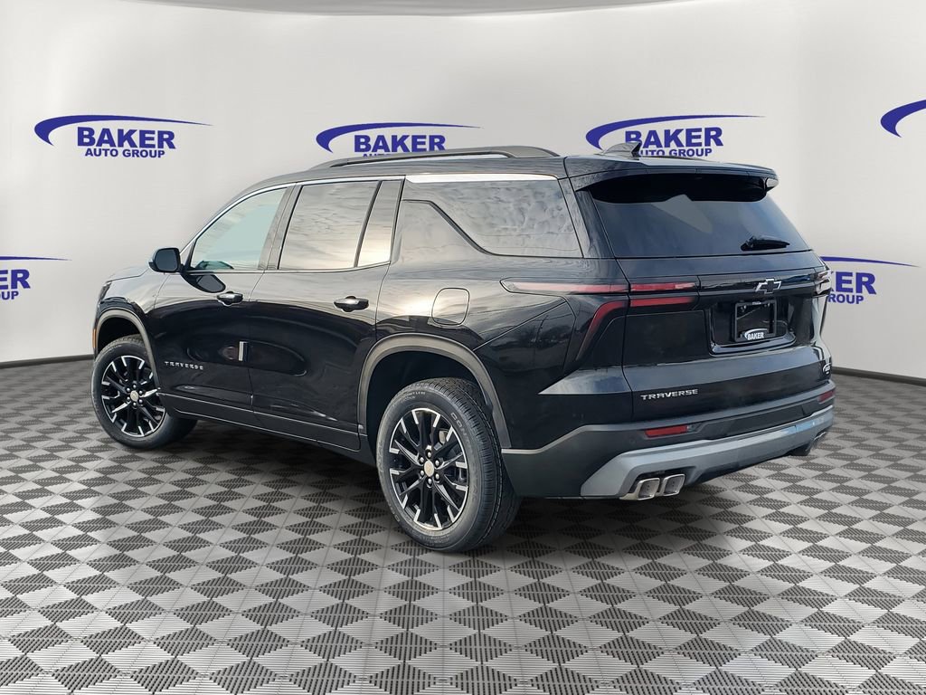 2026 Chevrolet Traverse photo 2