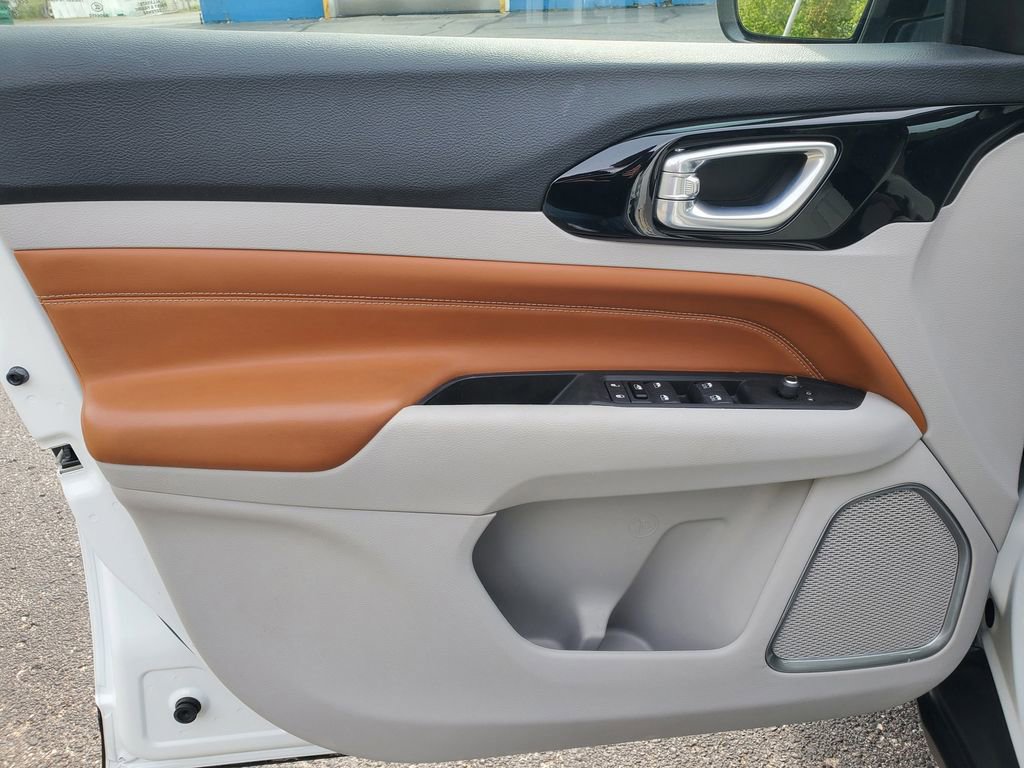 2022 Jeep Compass Limited - Photo 8