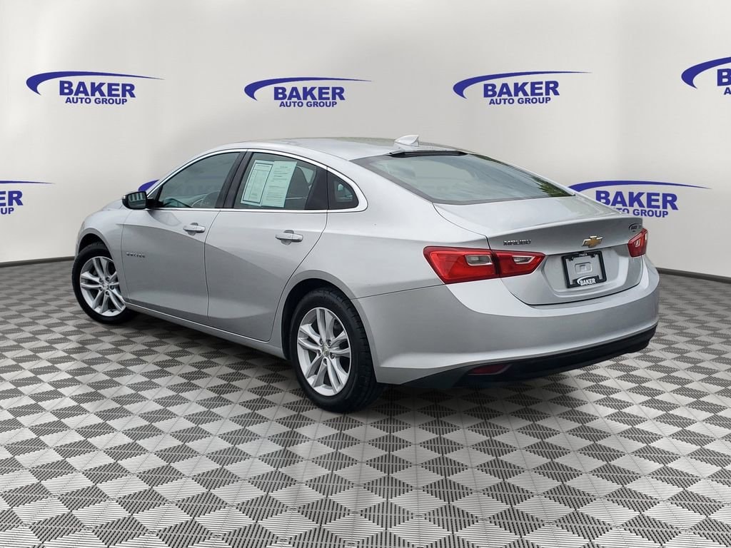 Used 2017 Chevrolet Malibu LT Car