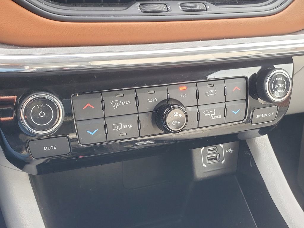 2022 Jeep Compass Limited - Photo 24