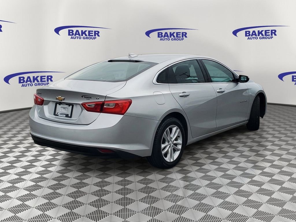 Used 2017 Chevrolet Malibu 1LT with VIN 1G1ZE5ST6HF260644 for sale in Ithaca, MI
