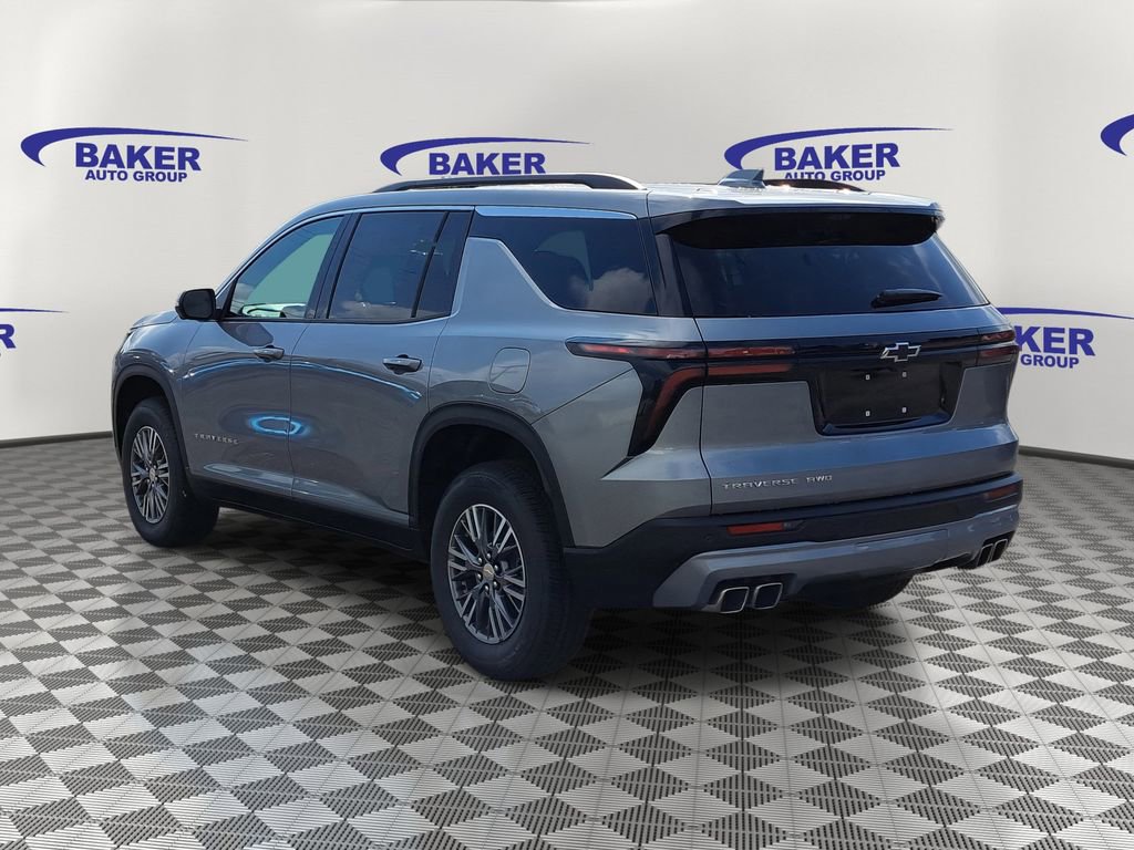 2026 Chevrolet Traverse photo 3