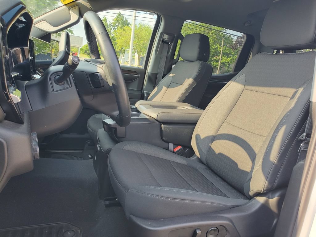 2024 Chevrolet Silverado 1500 LT - Photo 6