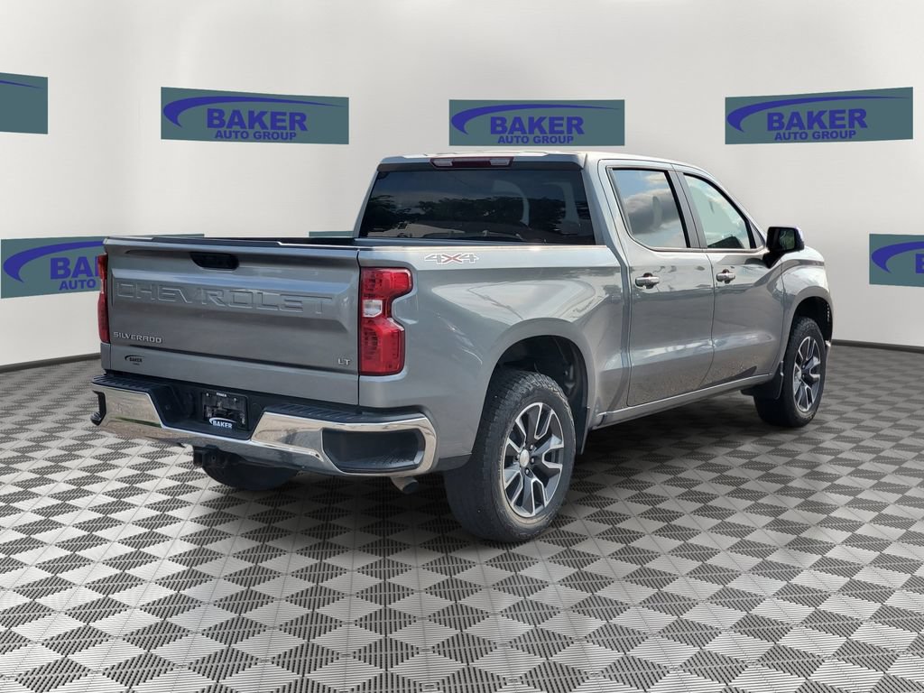 2024 Chevrolet Silverado 1500 LT - Photo 2
