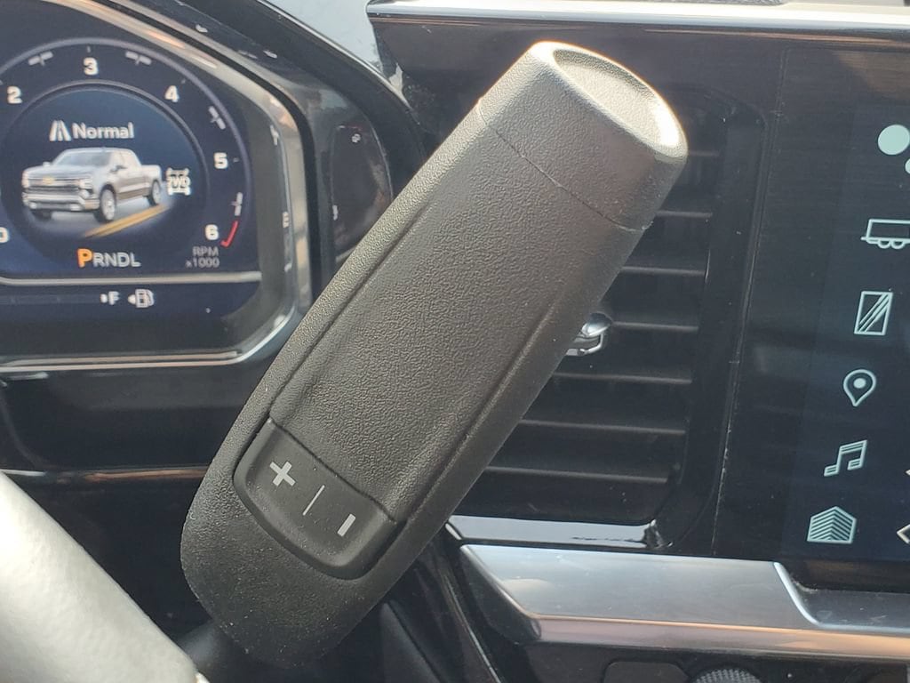 2024 Chevrolet Silverado 1500 LT - Photo 13