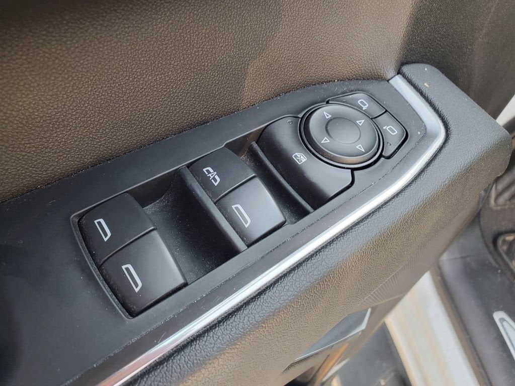 2024 Chevrolet Silverado 1500 LT - Photo 21
