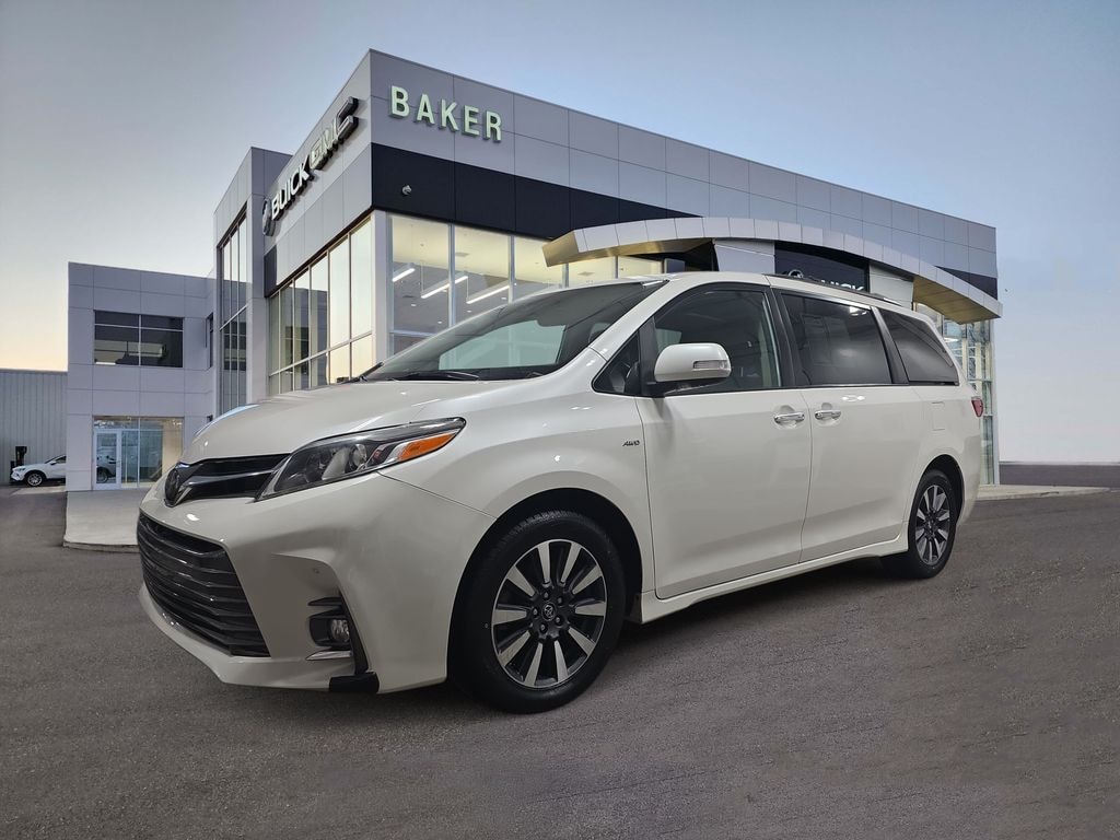 Certified 2020 Toyota Sienna Van