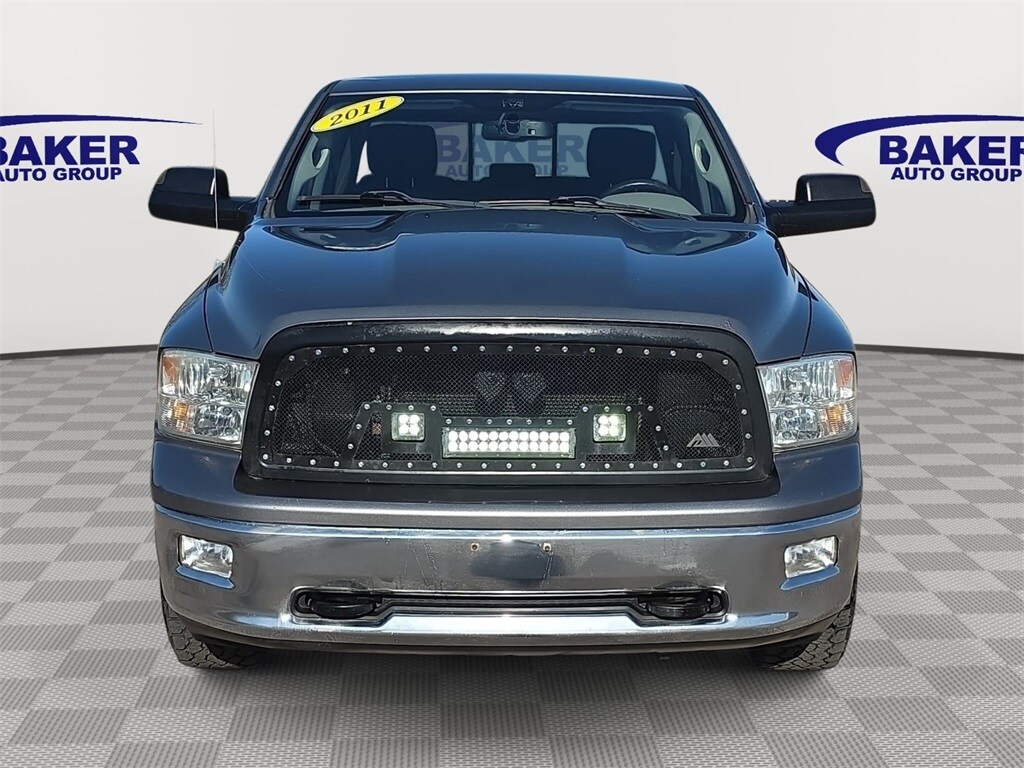 2011 Ram 1500 SLT photo 2