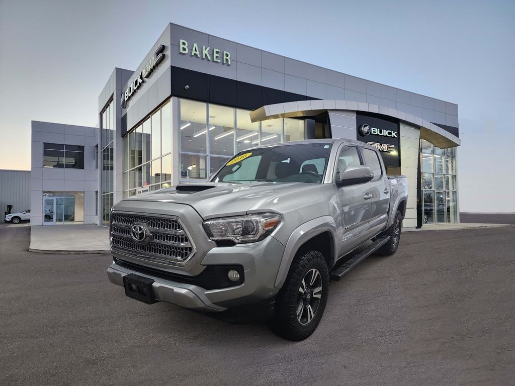 Used 2016 Toyota Tacoma Truck Double Cab