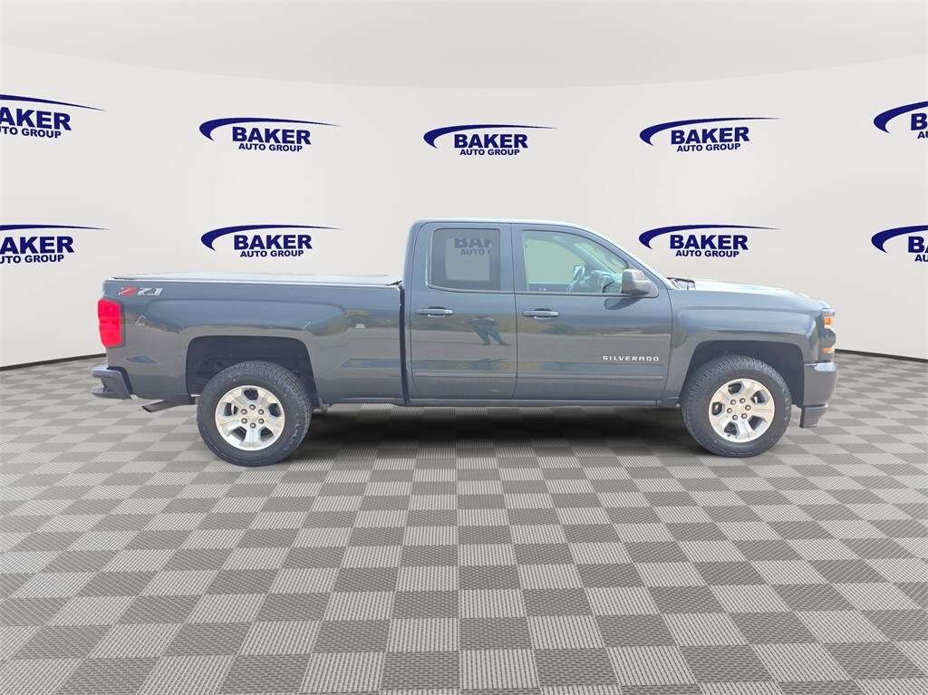 2019 Chevrolet Silverado 1500 LT photo 4