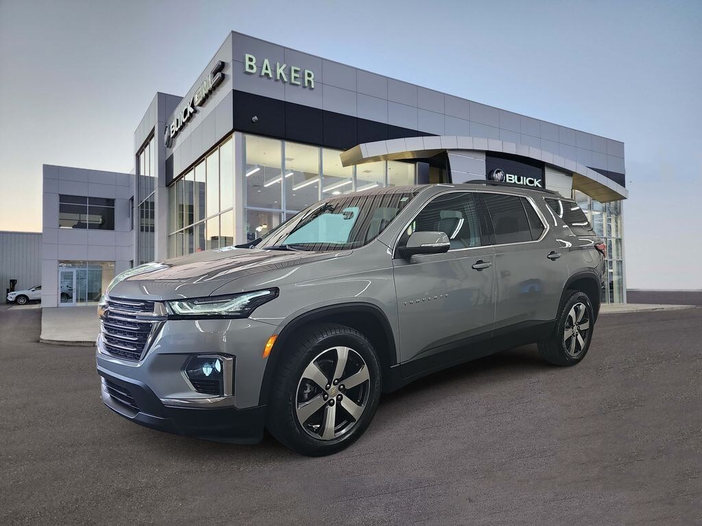 Used 2023 Chevrolet Traverse LT Leather SUV