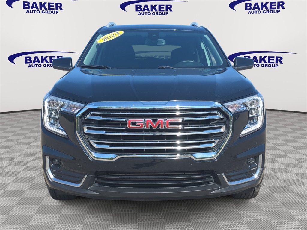 Used 2024 GMC Terrain SLT SUV