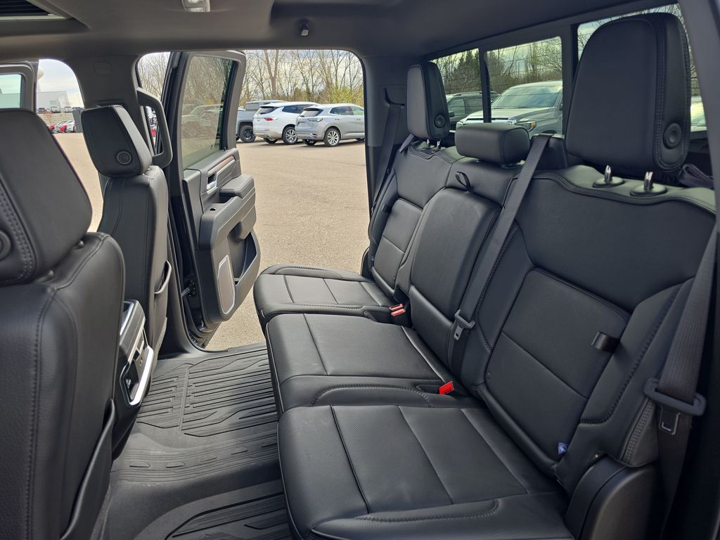 2024 GMC Sierra 2500HD Denali - Photo 13