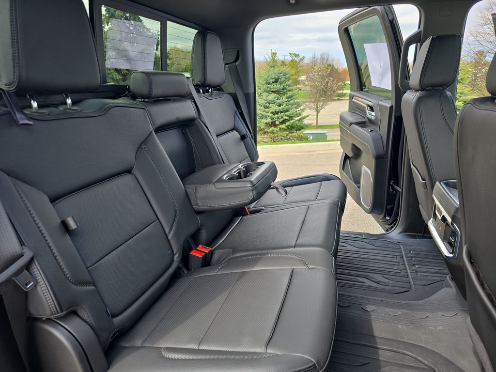 2024 GMC Sierra 2500HD Denali - Photo 11