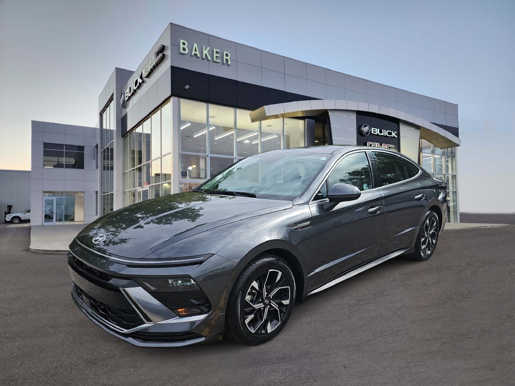 Used 2025 Hyundai Sonata SEL Sedan