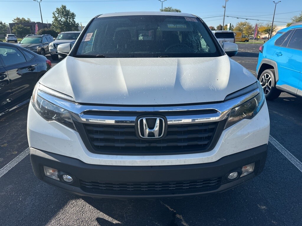 2019 Honda Ridgeline RTL-T photo 2