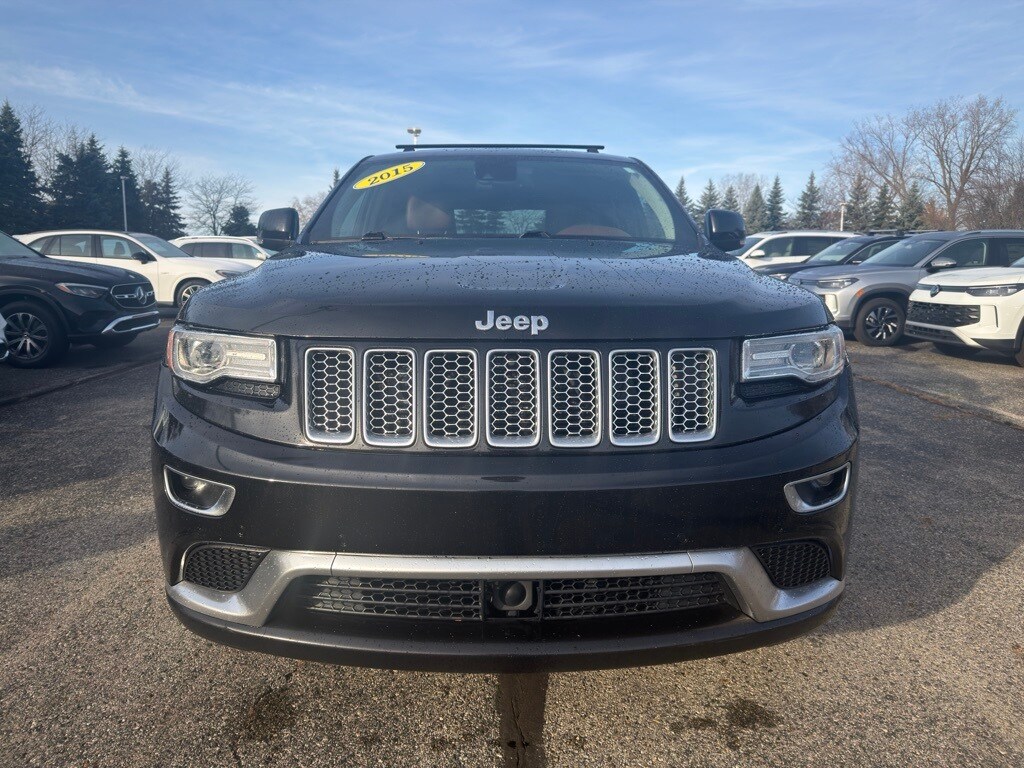2015 Jeep Grand Cherokee Summit photo 2