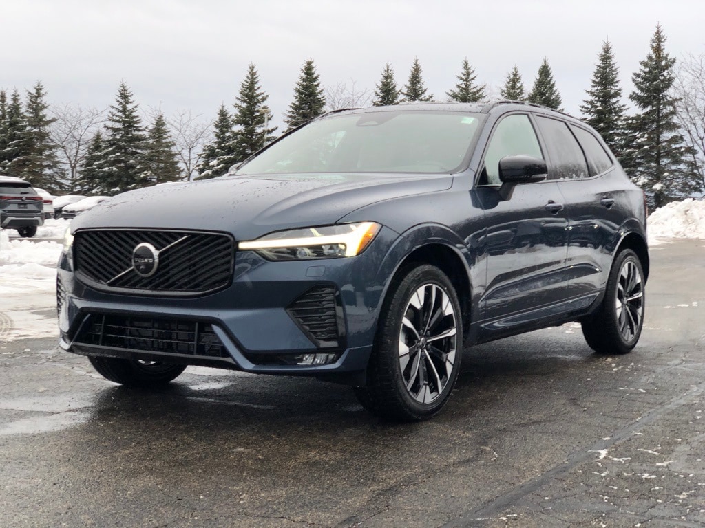 New 2026 Volvo XC60 B5 Plus SUV
