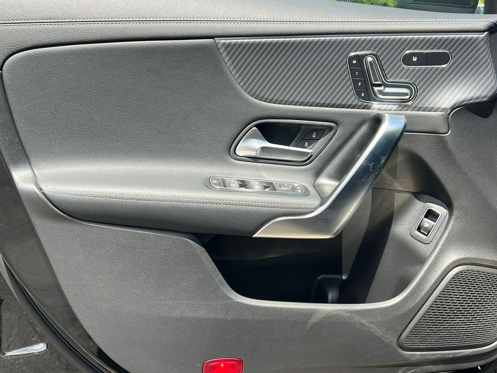2025 Mercedes-Benz CLA CLA 250 - Photo 12