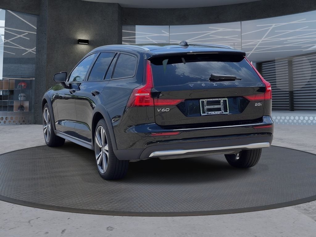 Used 2025 Volvo V60 Cross Country B5 Plus Wagon