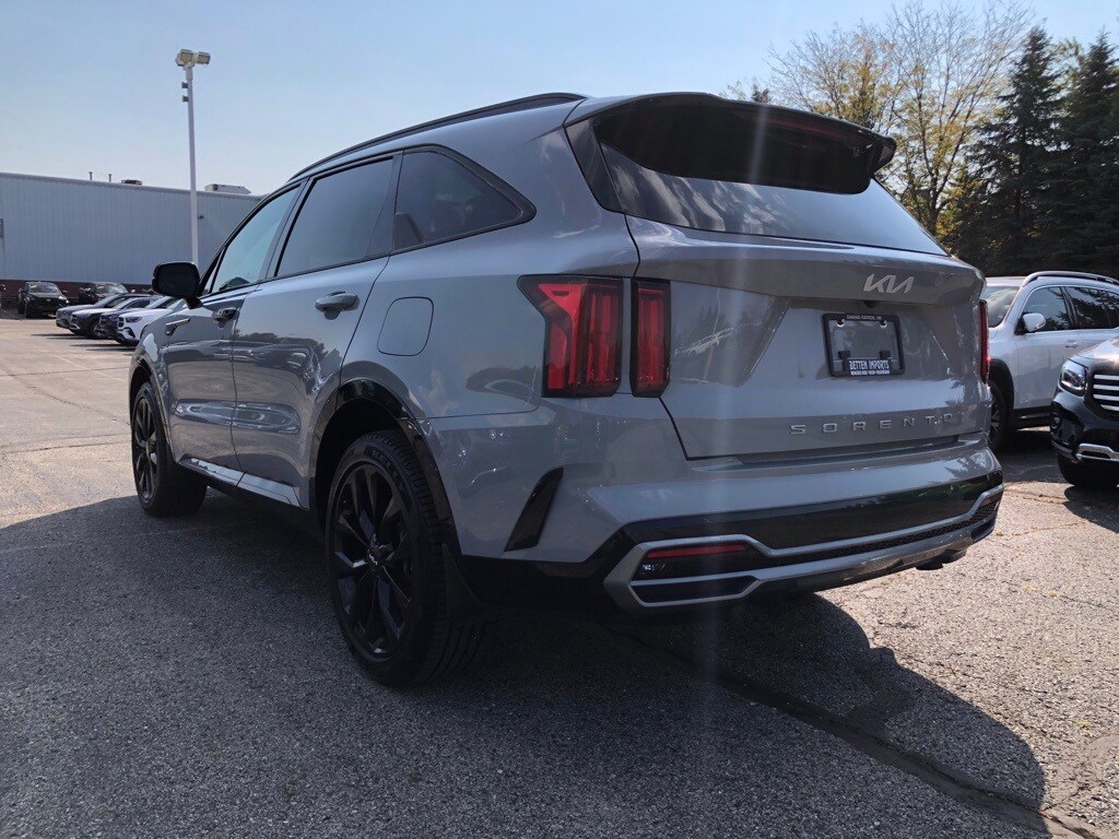2022 Kia Sorento SX photo 4