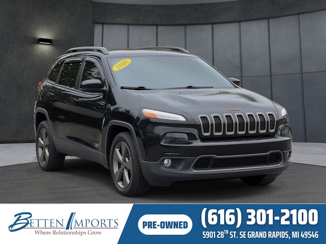 2016 Jeep Cherokee Latitude FWD SUV