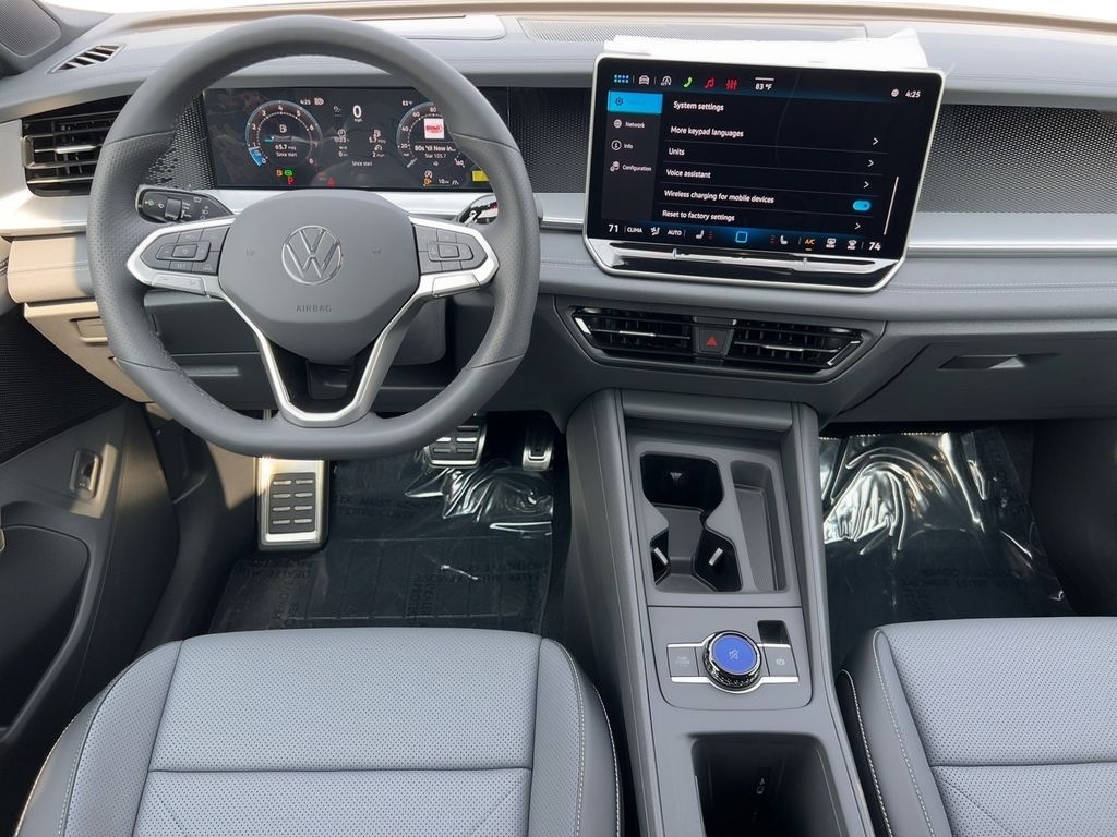 New 2026 Volkswagen Tiguan 2.0T SE R-Line Black SUV