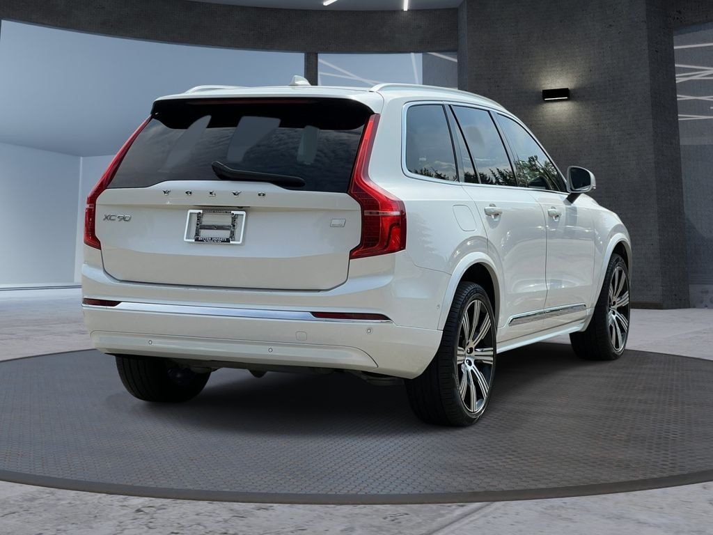 Certified 2024 Volvo XC90 plug-in hybrid T8 Ultimate Bright 7-Seater SUV