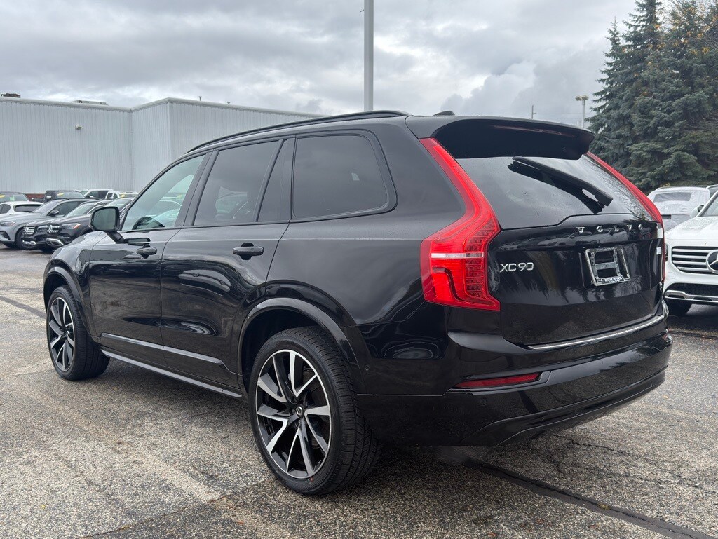 Used 2023 Volvo XC90 Recharge Plug-In Hybrid Ultimate Dark 7-Seater SUV