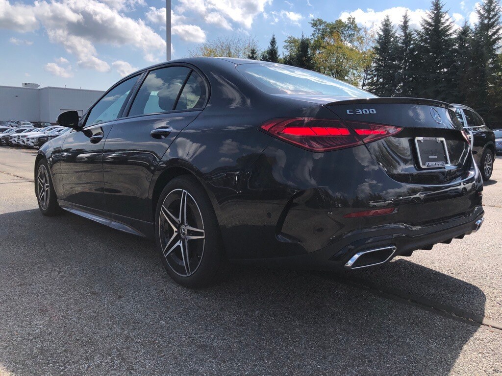 2025 Mercedes Benz C 300 4MATIC Sedan photo 4