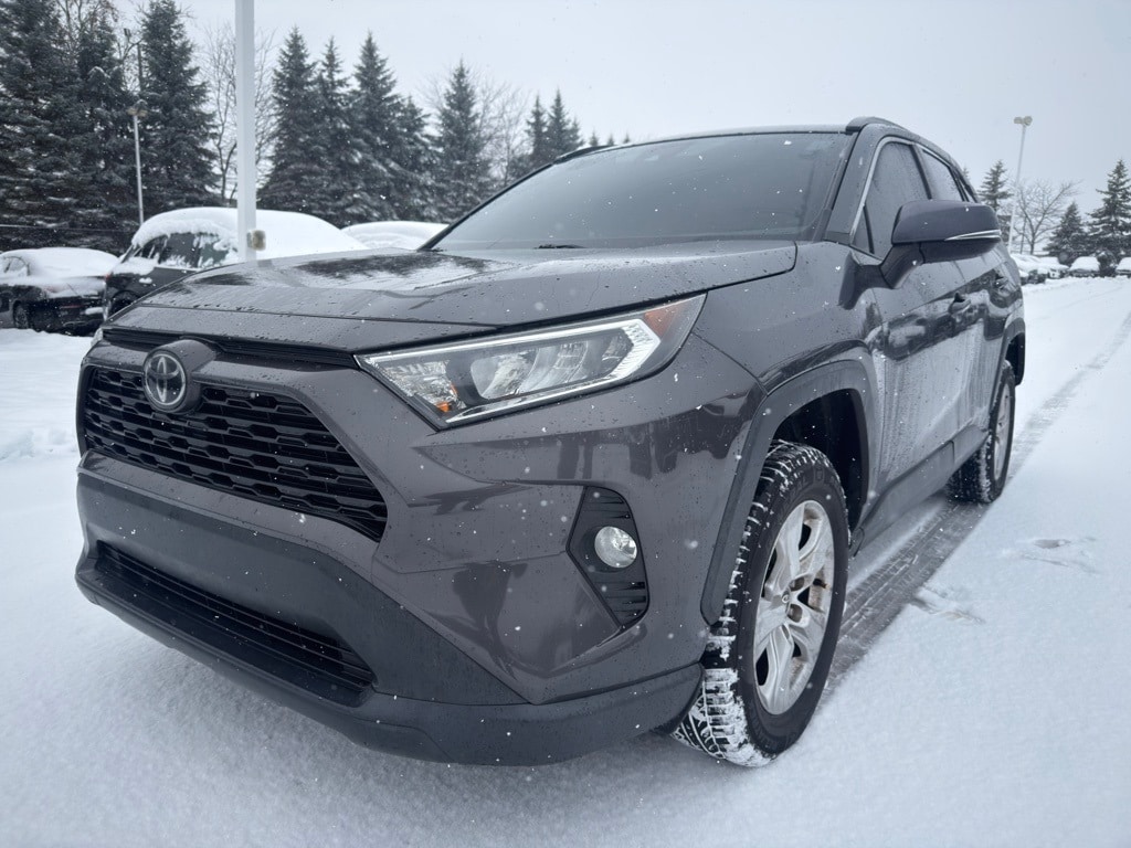 Used 2021 Toyota RAV4 XLE SUV
