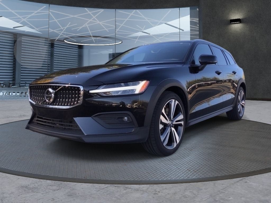 Used 2025 Volvo V60 Cross Country B5 Plus Wagon