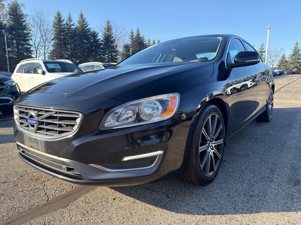 Used 2017 Volvo S60 T5 Inscription Sedan