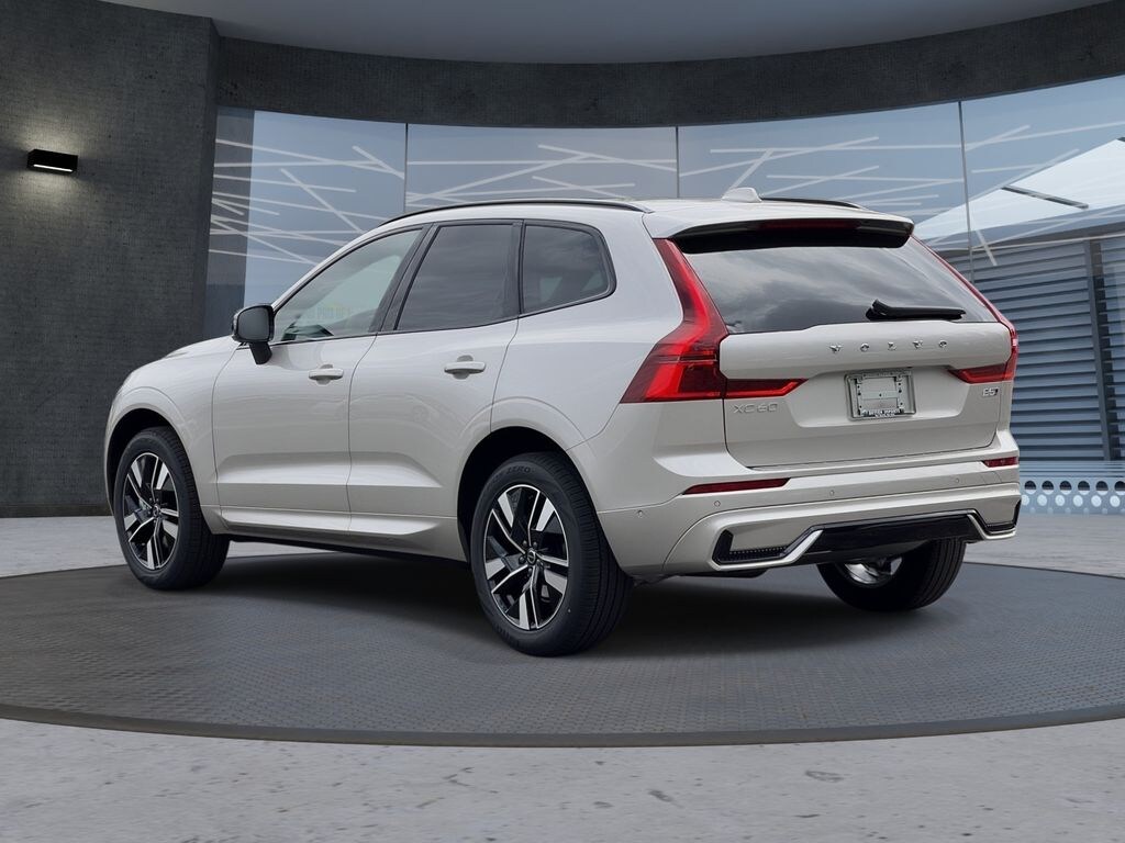 New 2026 Volvo XC60 B5 Plus SUV