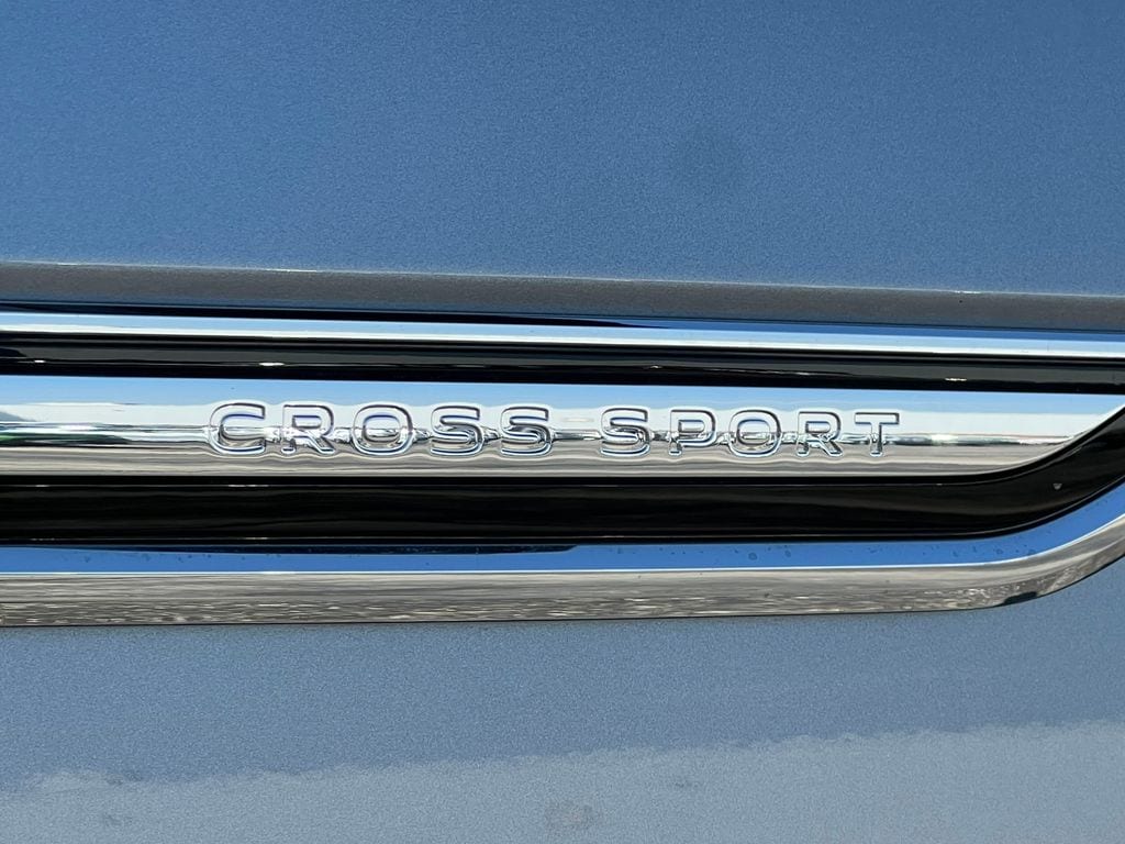 2025 Volkswagen Atlas Cross Sport SEL - Photo 10