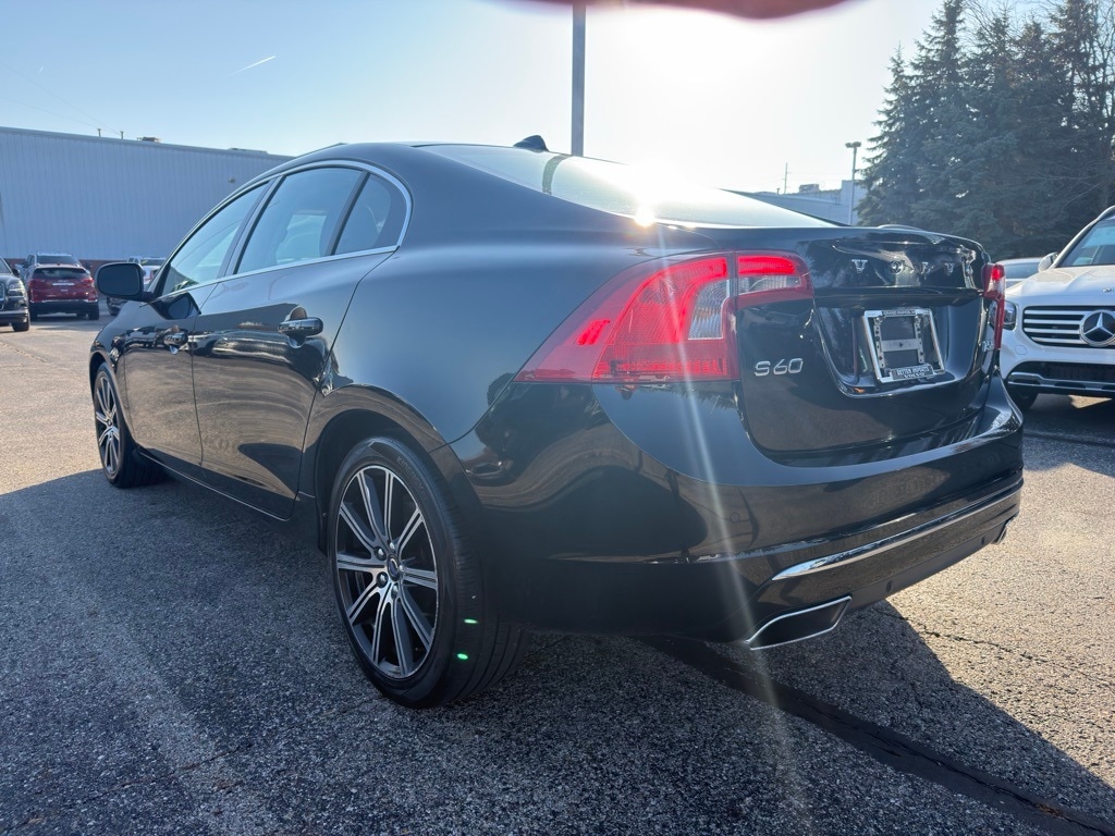 Used 2017 Volvo S60 T5 Inscription Sedan