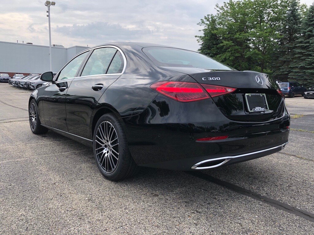 2025 Mercedes Benz C 300 4MATIC Sedan photo 4