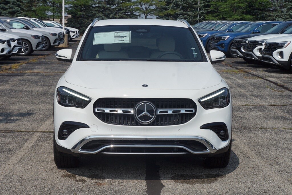 2025 Mercedes Benz GLA 250 4MATIC photo 2