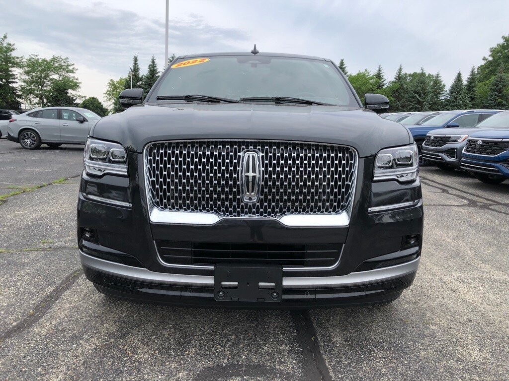 2022 Lincoln Navigator Reserve photo 2