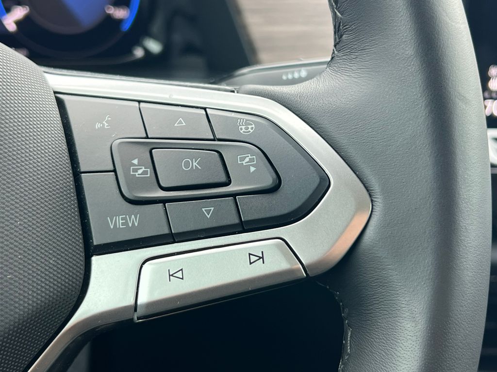 2025 Volkswagen Atlas SEL Premium R-Line - Photo 22