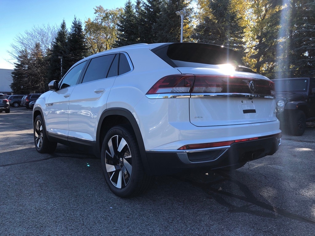 New 2026 Volkswagen Atlas Cross Sport 2.0T SEL SUV